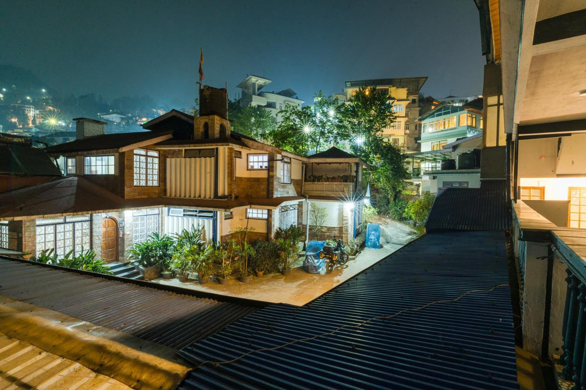 Sparrow Cherry Resort 2 Min Walk To Mg Marg Gangtok Bagian luar foto