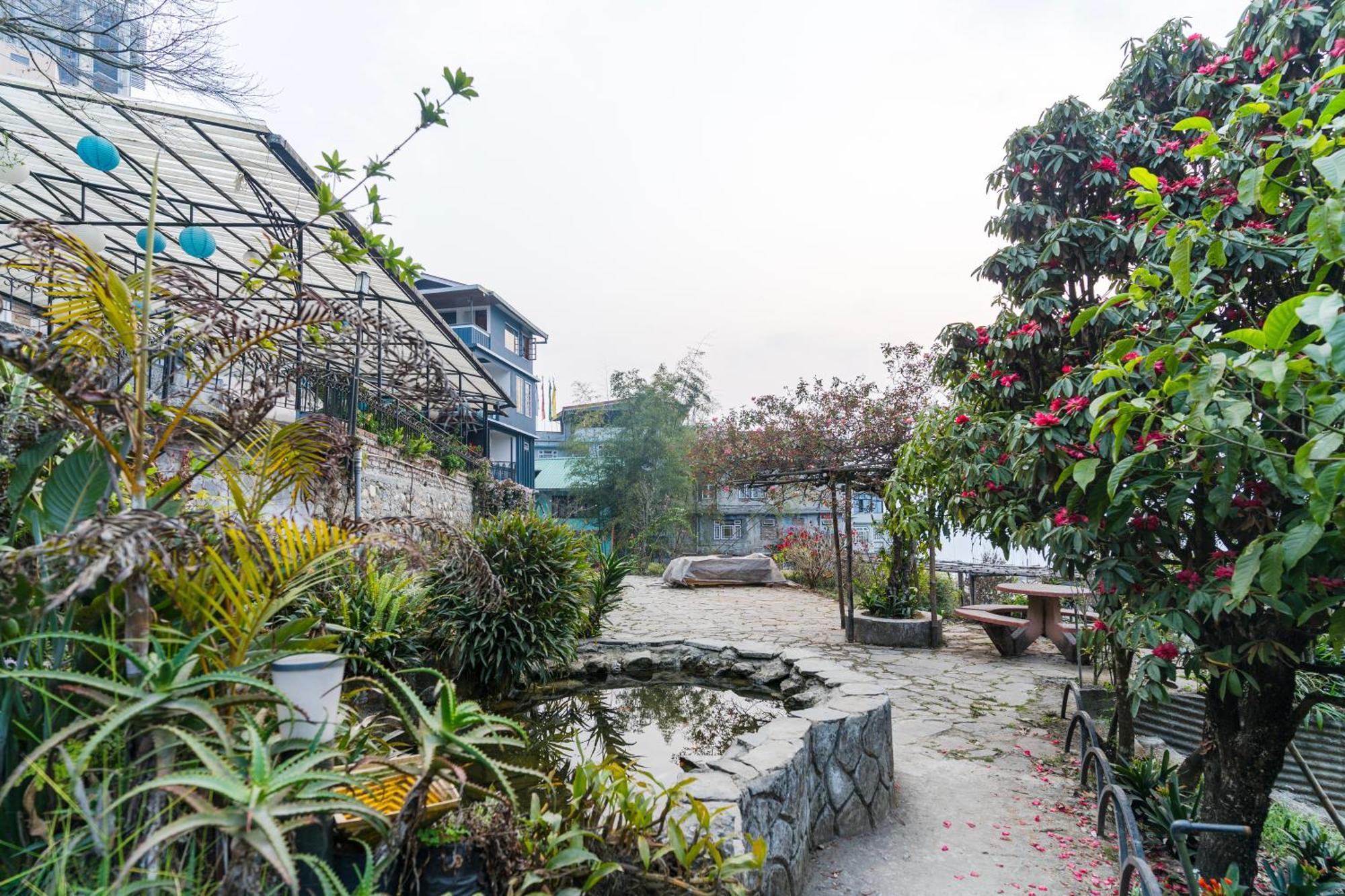 Sparrow Cherry Resort 2 Min Walk To Mg Marg Gangtok Bagian luar foto
